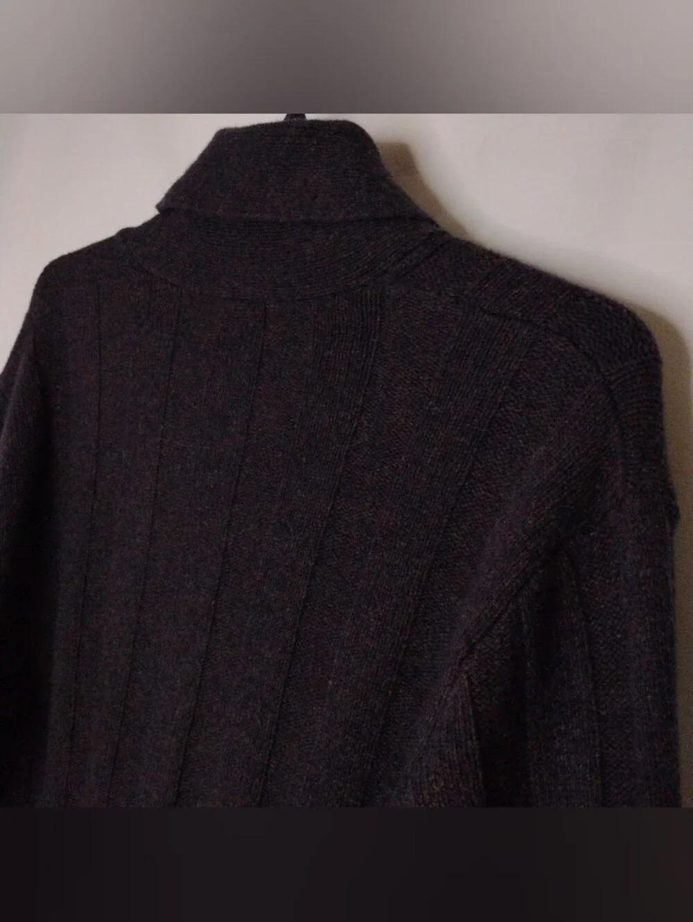 Men's Size XL Jos. A. Bank Dark Brown Wool Button Front V-Neck Cardigan Sweater